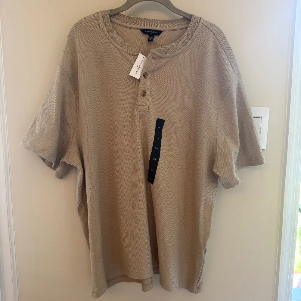 Banana Republic Men's Tan Taupe Beige Henley Short Sleeve XXL NWT
